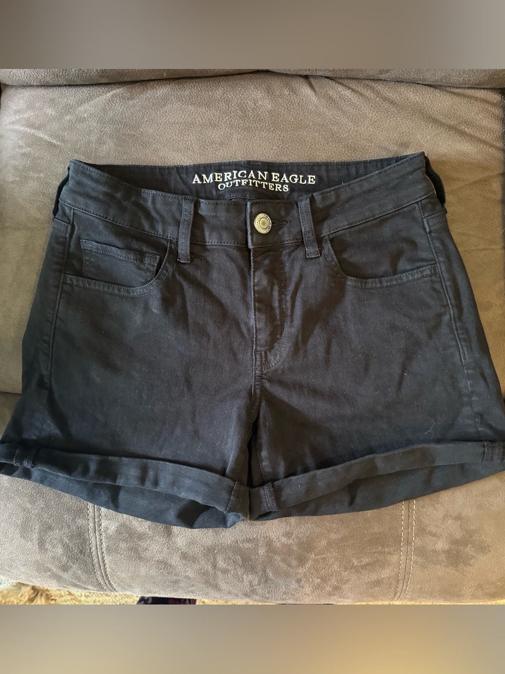 American Eagle black midi shorts